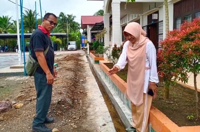 SMKN 1 Darul Kamal Aceh Besar Dapat Tiga Bantuan Sarana dari Disdik ...