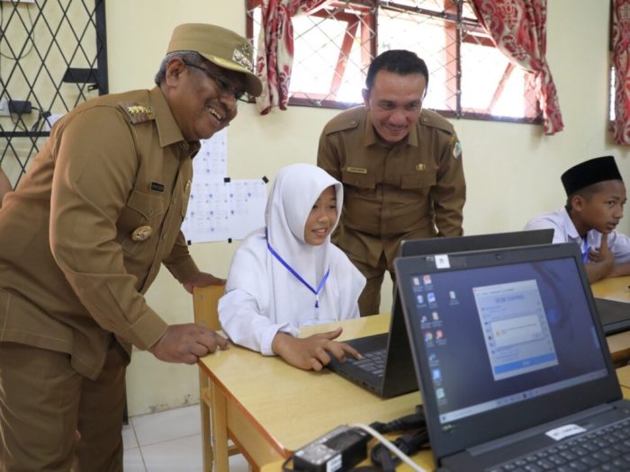 Kebakaran Hanguskan Rumah Geuchik di Syamtalira Bayu, Kerugian Capai ...