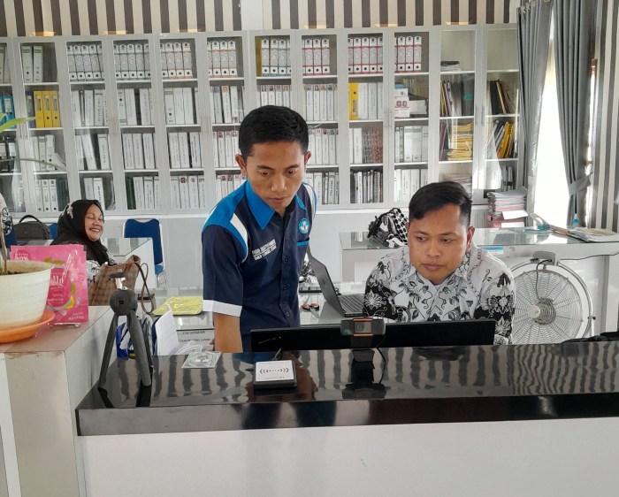 10 Rumah Warga di Simpang Kanan Aceh Singkil Hangus Terbakar - YouTube 10 Rumah Warga di Simpang Kanan Aceh Singkil Hangus Terbakar - YouTube