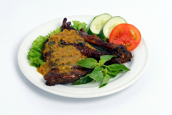 Membandingkan harga ayam arab dengan ayam petelur lainnya - YouTube Ayam arab di Pardasuka, Pringsewu