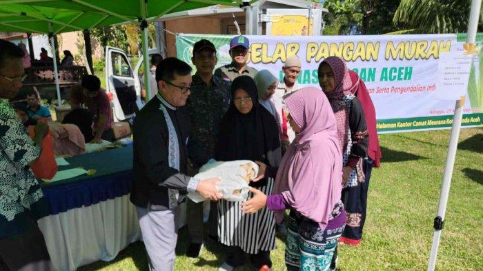 Pj Wali Kota Banda Aceh Tinjau Pasar Murah di Kecamatan Meuraxa, Bakri ...