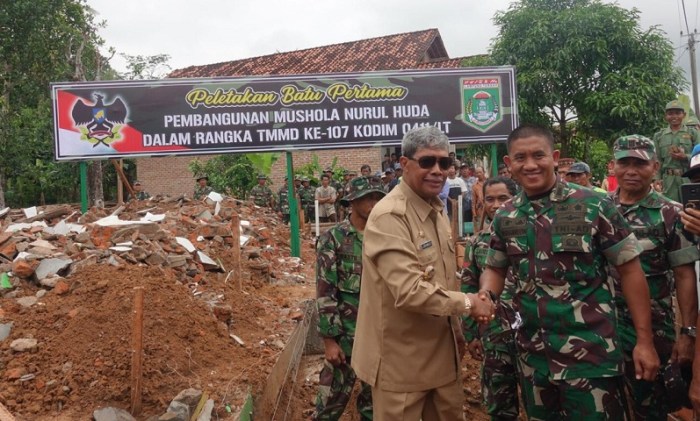 Membuat Kandang Ayam Arab Menggunakan Sistem Baterai (Part 3) - HOBI TERNAK