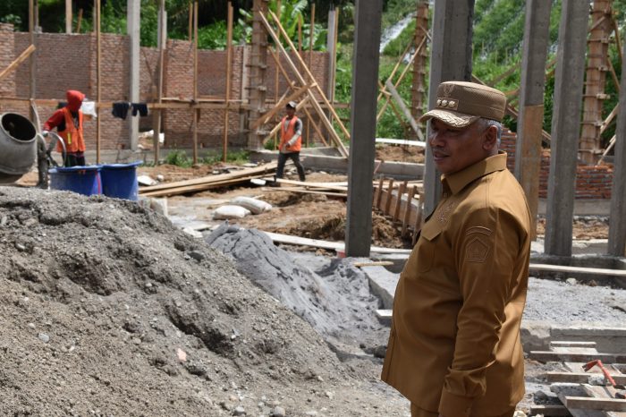 Peternakan ayam kampung di Rusip Antara, Aceh Tengah