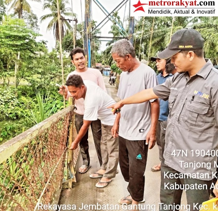 Membuat Kandang Ayam Arab Menggunakan Sistem Baterai (Part 3) HOBI TERNAK Membuat Kandang Ayam Arab Menggunakan Sistem Baterai (Part 3) HOBI TERNAK