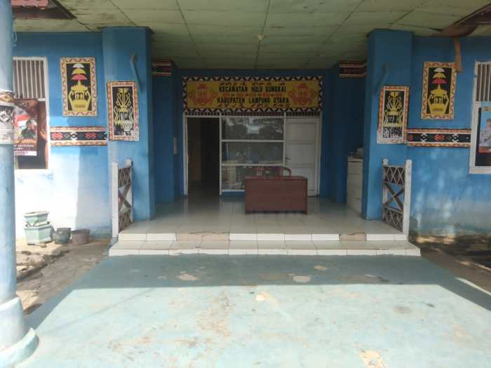 ALMAZ FRIED CHICKEN ALA SAUDI PERTAMA DI INDONESIA | MAKAN DISINI ... Ayam arab di Hulu Sungkai, Lampung Utara