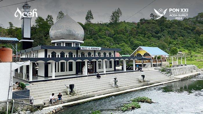 Sukses Pikat Wisatawan, Intip Keindahan Masjid Al-Munawwarah di Uning ...