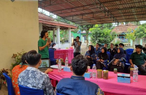 Ternak maggot di Tanjung Agung Palik, Bengkulu Utara