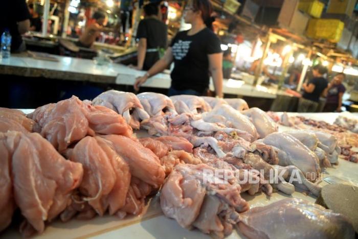 Harga Ayam Potong di Bandung Capai Rp 40 Ribu per Kg | Republika Online