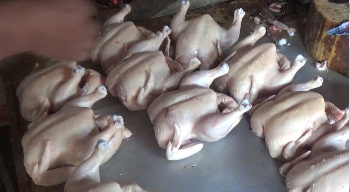 Harga Ayam Potong Di Pasar Bauntung ‘Meroket’ Harga Ayam Potong Di Pasar Bauntung ‘Meroket’
