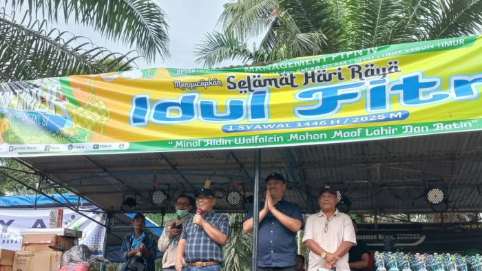 Pastikan Warga Selamat, Kepala Kejaksaan Negeri Pasaman Barat Dr ... Budidaya ayam di Ranah Batahan, Kabupaten Pasaman Barat