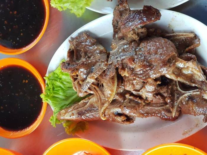 Daging kambing di Bengkunat Belimbing, Pesisir Barat