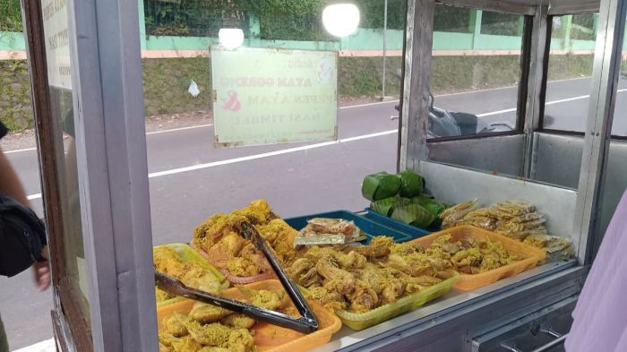 Ayam afkir di Sukasari, Sumedang
