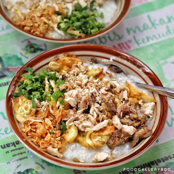 10 Bubur Ayam Enak di Bandung dan Legendaris - Nibble Ayam afkir di Bungursari, Purwakarta