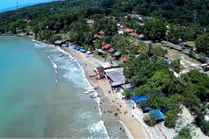 Pantai Karang Sari Carita Kabupaten Pandeglang Banten, Cocok untuk ... Pantai Karang Sari Carita Kabupaten Pandeglang Banten, Cocok untuk ...