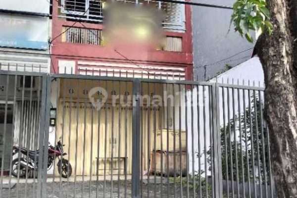 Susu kambing di Tenggilis Mejoyo, Surabaya