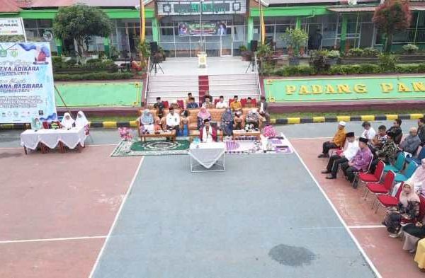 Ayam ternak di Padang Panjang Barat, Kota Padang Panjang