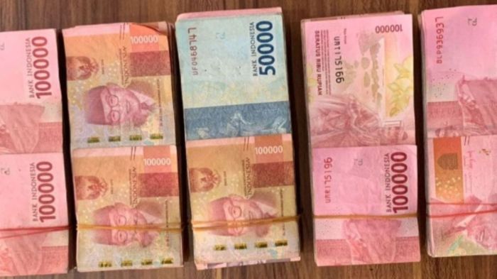 Daun penggemuk ayam di Poco Ranaka Timur, Manggarai Timur