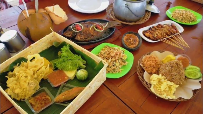 Januari-September 2022, 22.071 Ekor Ayam Afkir Dikirim ke Balikpapan ... Ayam afkir di Tarogong Kidul, Garut