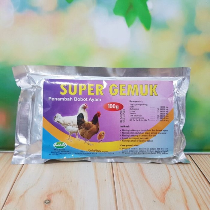 Daun penggemuk ayam di Sanrobone, Takalar