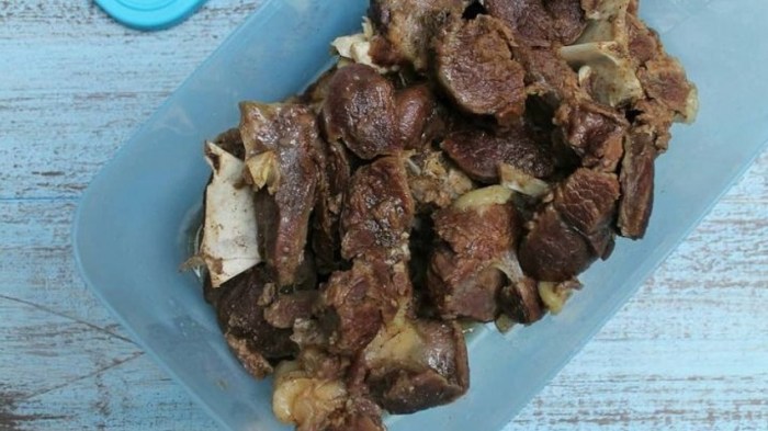 Rekomendasi 4 Tempat Untuk Menyantap Olahan Daging Kambing Yogya | GudegNet Daging kambing di Ganding, Sumenep