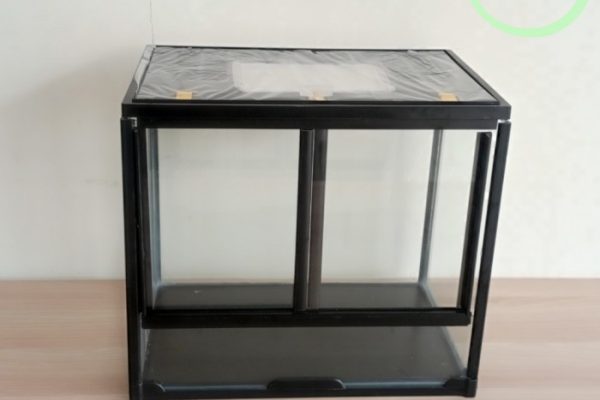 TERARIUM / KANDANG REPTIL DENGAN LACI UKURAN 40x20x23
