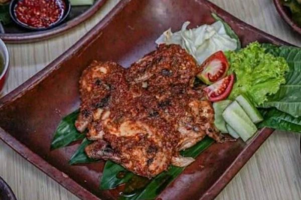 Ayam afkir di Parung Panjang, Bogor