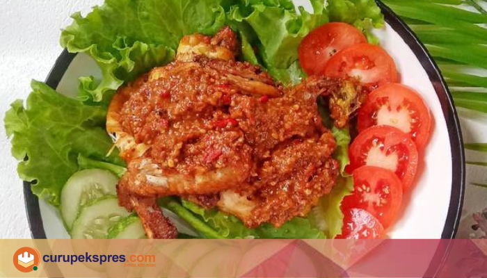 AYAM GEPUK PAK GEMBUS‼️CABE RAWIT, TUMIS LEUNCA, PETAI, SELADA - YouTube