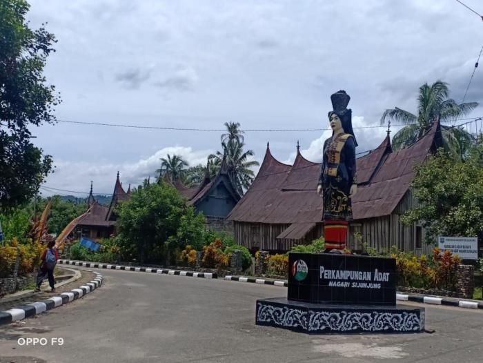 Budidaya Ayam Kampung | PPTX Budidaya Ayam Kampung | PPTX