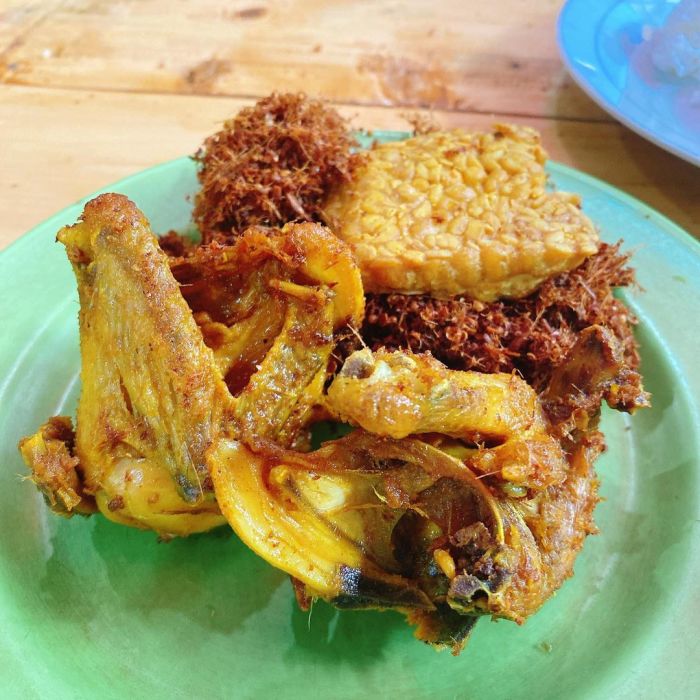 Warung Doyong Bogor 1: Coba Langsung Ayam Terenak di Bogor! - Lapis ... Warung Doyong Bogor 1: Coba Langsung Ayam Terenak di Bogor! - Lapis ...