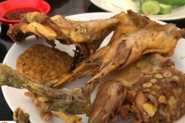 Kuliner Legendaris Ayam Bahagia Cirebon