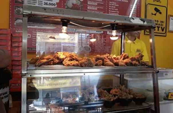 Ayam afkir di Indihiang, Kota Tasikmalaya