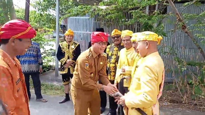 Daun penggemuk ayam di Sigi Biromaru, Sigi