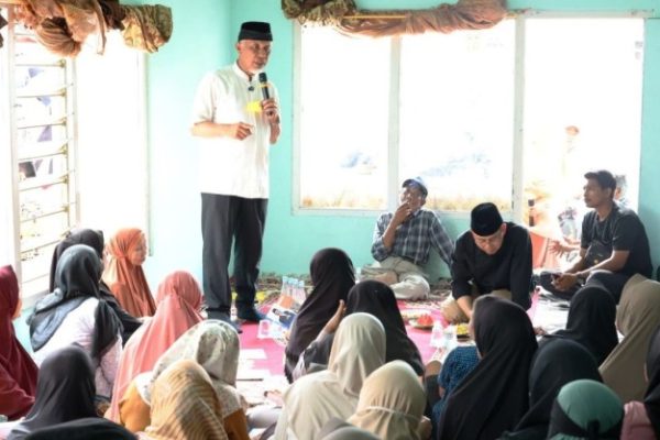 Tanggapi Aspirasi Masyarakat Bukittinggi, Mahyeldi Janji Kaji Ulang ...