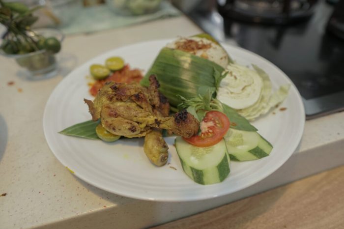 Harga Ayam Merah | Ayam Petelur Afkir di Pasar Tradisional Gotong ... Harga Ayam Merah | Ayam Petelur Afkir di Pasar Tradisional Gotong ...