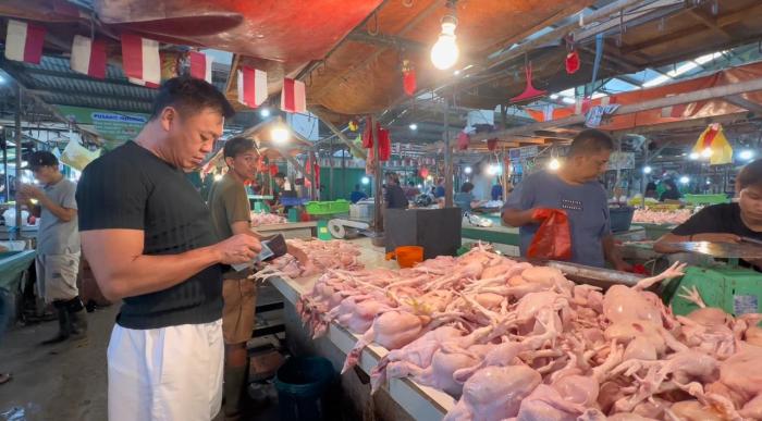 22 Restoran Ayam Goreng Tepung Terenak di Pontianak - MenuKuliner.net Daun penggemuk ayam di Pontianak Kota, Kota Pontianak