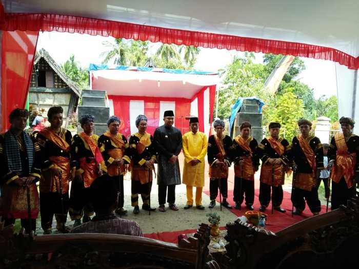 Ketika Para Raja Dharmasraya Berkunjung Ke Rumah Gadang Padang Laweh ... Ketika Para Raja Dharmasraya Berkunjung Ke Rumah Gadang Padang Laweh ...