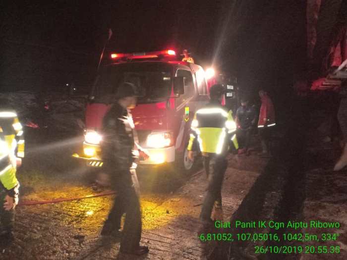 Ayam afkir di Cugenang, Cianjur