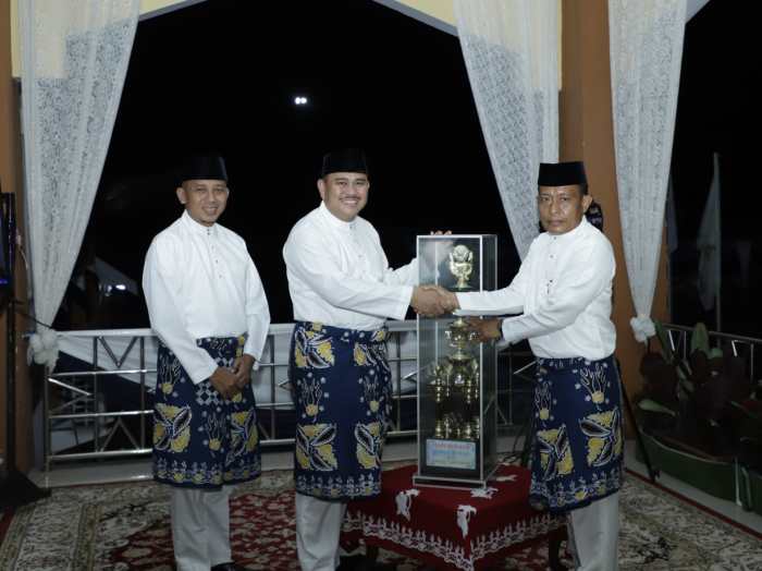 Ayam layer di Pasar Muara Bungo, Kabupaten Bungo
