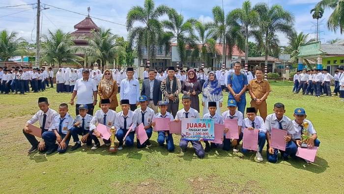 Budidaya ayam di Pulau Punjung, Kabupaten Dharmasraya
