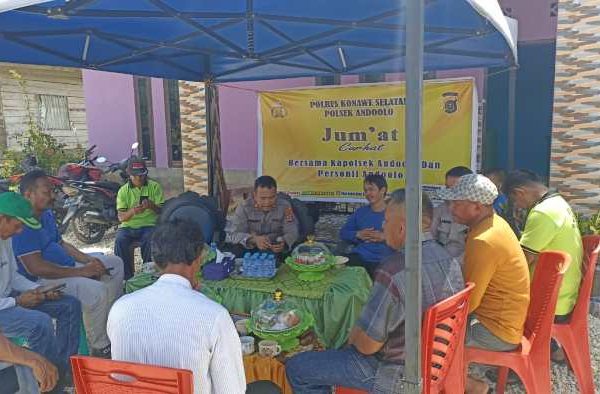 Daun penggemuk ayam di Andoolo, Konawe Selatan