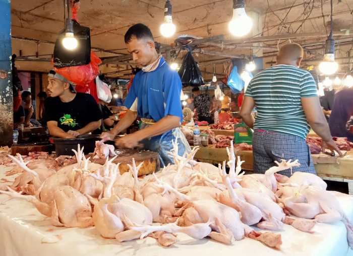 1 Hari Jelang Ramadhan 1444 H, Harga Daging Ayam di Pasar Purwakarta Mahal 1 Hari Jelang Ramadhan 1444 H, Harga Daging Ayam di Pasar Purwakarta Mahal