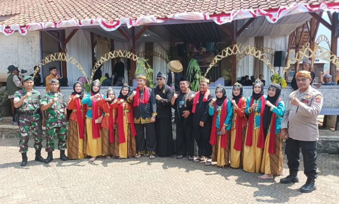 Ayam afkir di Rancakalong, Sumedang