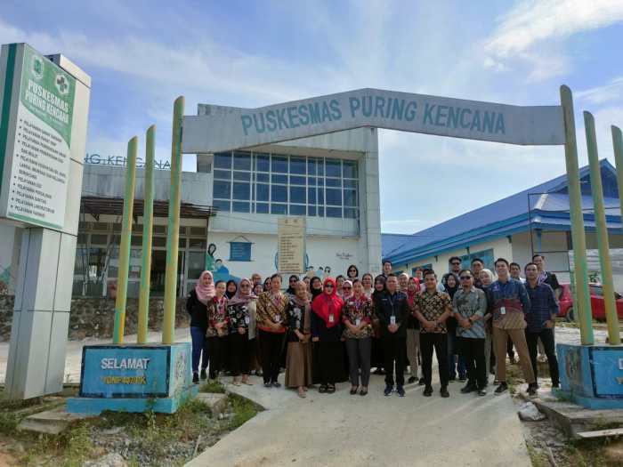 Daun penggemuk ayam di Bika, Kapuas Hulu