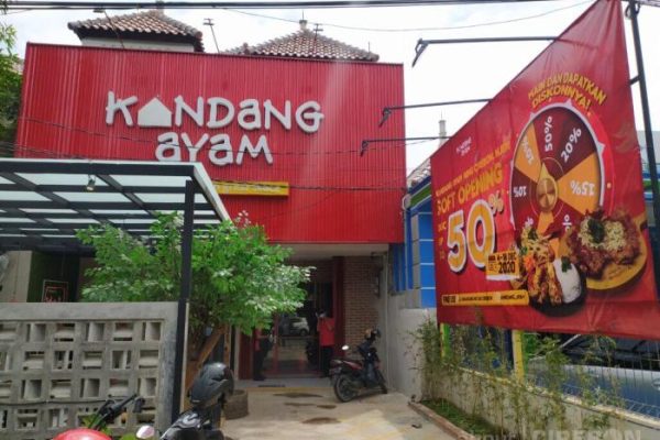 27 Tempat Makan Ayam Goreng Pejantan Terenak di Cirebon - MenuKuliner.net