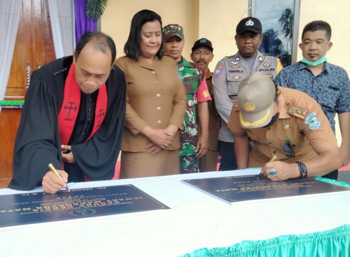 Daun penggemuk ayam di Buko, Banggai Kepulauan