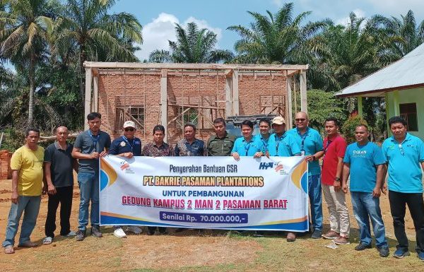 Budidaya ayam di Sungai Aur, Kabupaten Pasaman Barat
