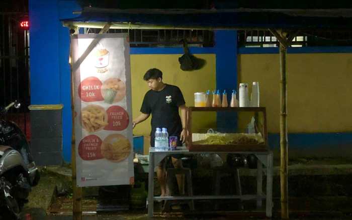 Nikmati Sensasi Takjil Ayam Krispy Chilik di Limusnunggal Sukabumi ... Nikmati Sensasi Takjil Ayam Krispy Chilik di Limusnunggal Sukabumi ...