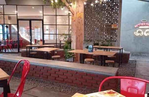 Ayam afkir di Manonjaya, Tasikmalaya