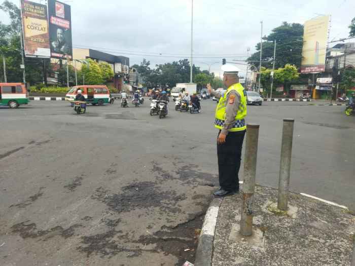 Ayam afkir di Bojongloa Kaler, Kota Bandung