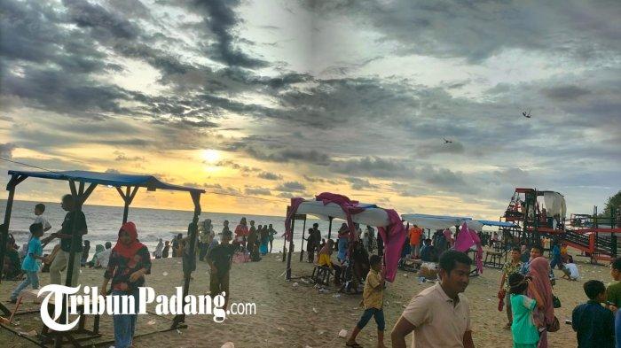 Objek Wisata Bahari di Pesisir Selatan Dibanjiri Pengunjung, Sasar ... Objek Wisata Bahari di Pesisir Selatan Dibanjiri Pengunjung, Sasar ...